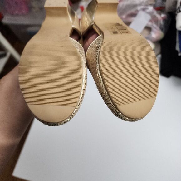 H&M Girls Disney Beauty Beast Belle Elegant Gold Glitter Heels Shoes Size 12 - Picture 13 of 14